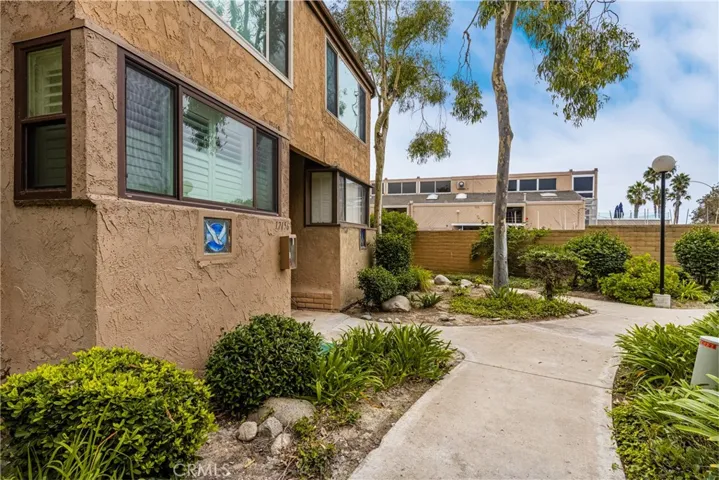 17162 Bluewater Lane, Huntington Beach, California 92649