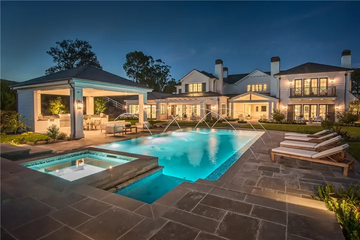 24200 Hidden Ridge Road, Hidden Hills, California 91302