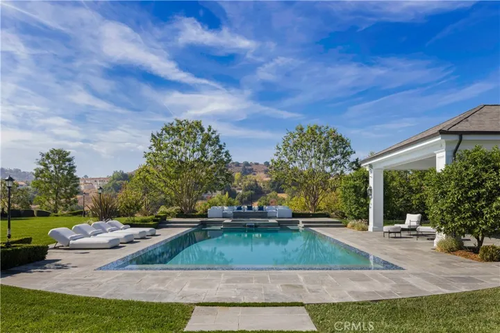 24200 Hidden Ridge Road, Hidden Hills, California 91302