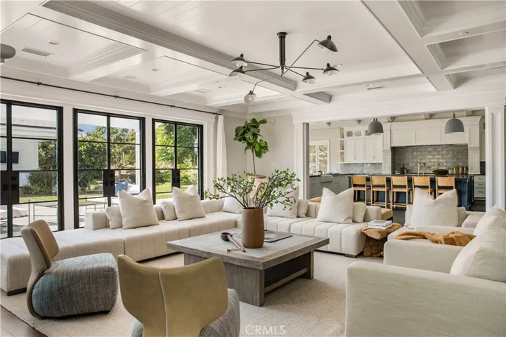 24200 Hidden Ridge Road, Hidden Hills, California 91302