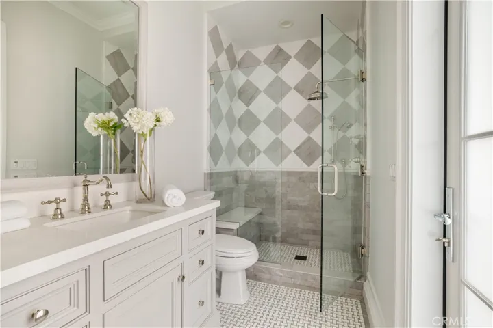 24200 Hidden Ridge Road, Hidden Hills, California 91302