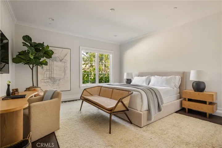24200 Hidden Ridge Road, Hidden Hills, California 91302