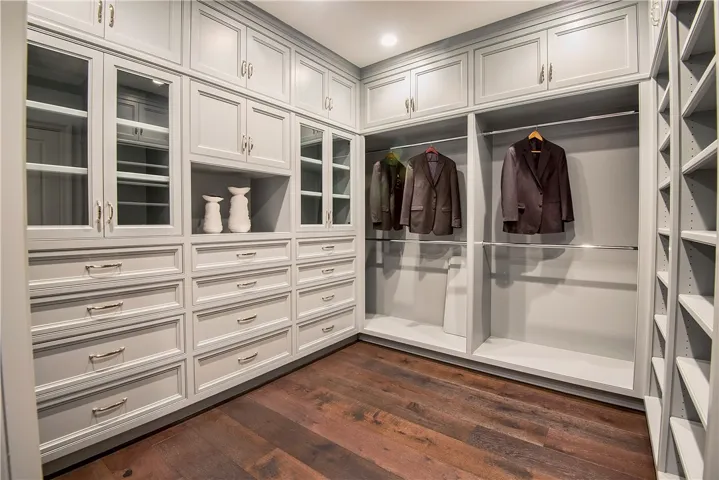 24200 Hidden Ridge Road, Hidden Hills, California 91302