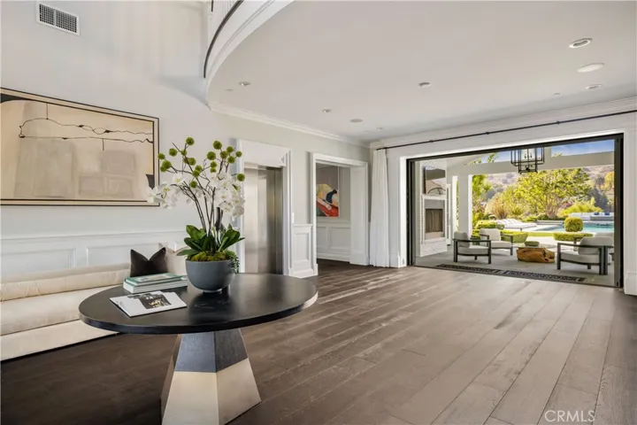 24200 Hidden Ridge Road, Hidden Hills, California 91302