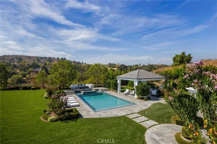 24200 Hidden Ridge Road, Hidden Hills, California 91302