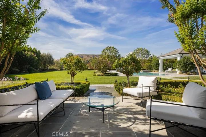 24200 Hidden Ridge Road, Hidden Hills, California 91302