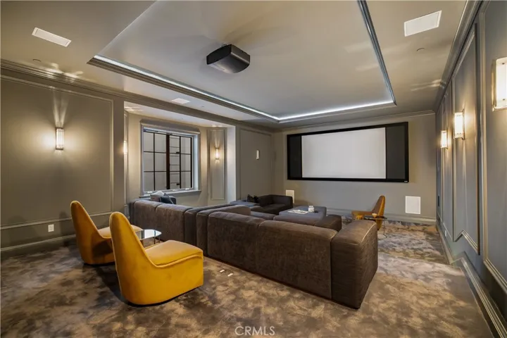 24200 Hidden Ridge Road, Hidden Hills, California 91302