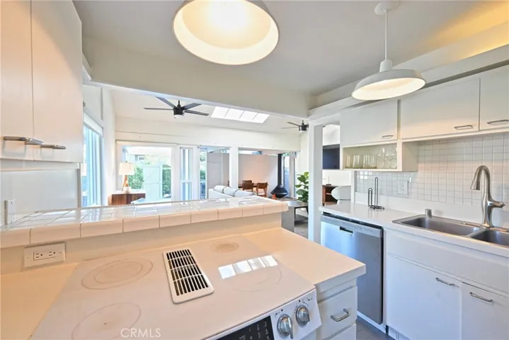 534 Legion, Laguna Beach, California 92651
