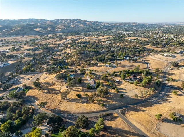 1285 Beaver Creek Lane, Paso Robles, California 93446