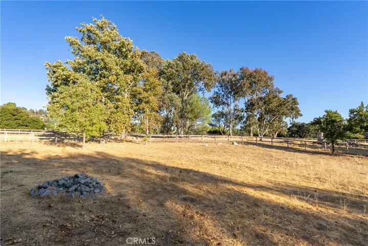 1285 Beaver Creek Lane, Paso Robles, California 93446