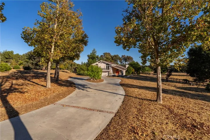 1285 Beaver Creek Lane, Paso Robles, California 93446