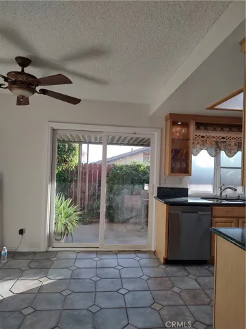 2894 Overland Court, Highland, California 92346