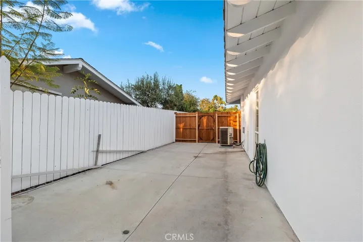 1072 Charwood Lane, North Tustin, California 92705