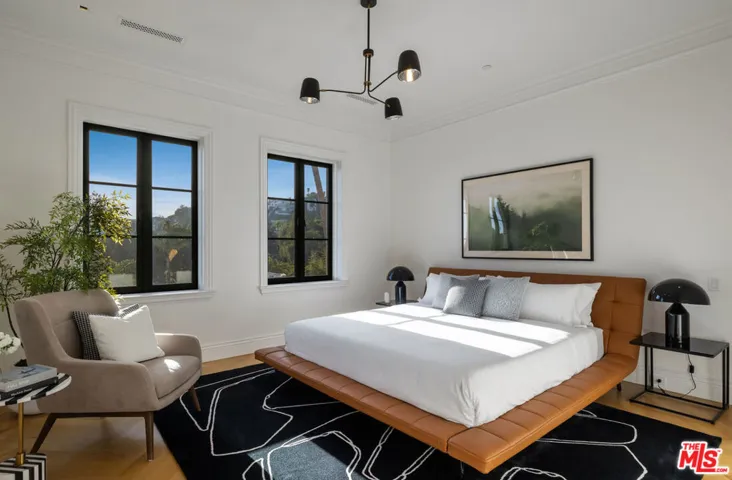 4533 Cockerham Drive, Los Angeles, California 90027