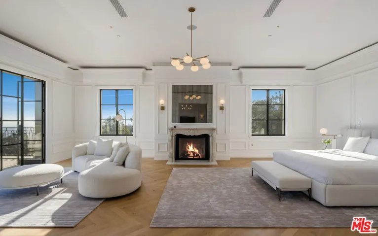 4533 Cockerham Drive, Los Angeles, California 90027