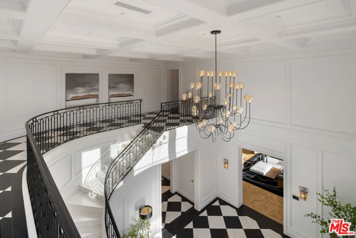 4533 Cockerham Drive, Los Angeles, California 90027