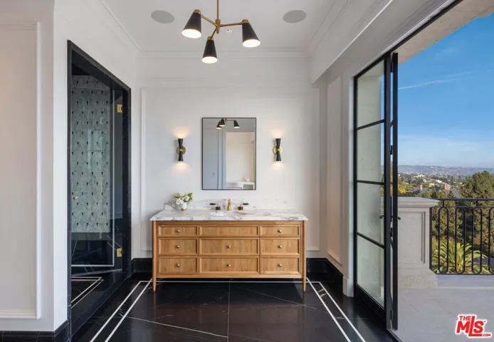 4533 Cockerham Drive, Los Angeles, California 90027