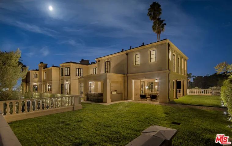 4533 Cockerham Drive, Los Angeles, California 90027