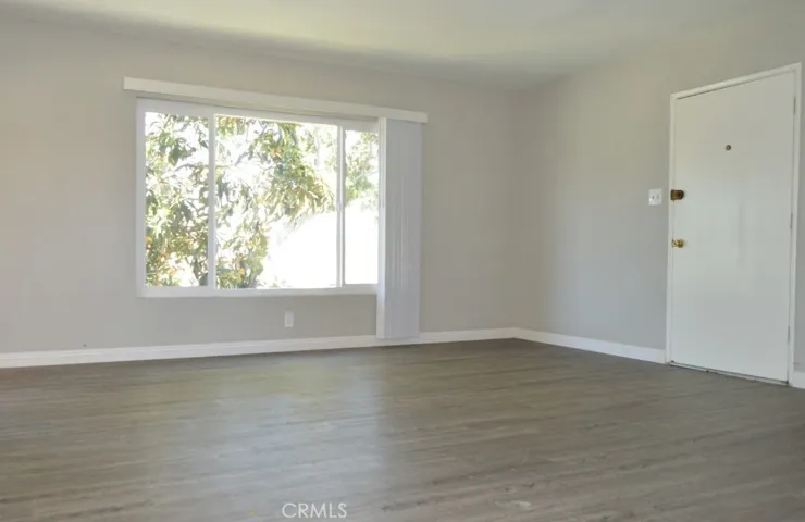701 S Willowbrook Avenue, Compton, California 90220