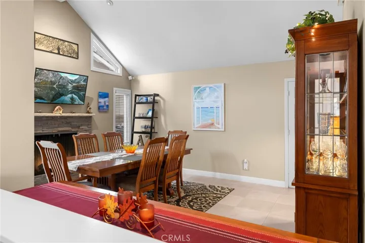 17701 Rainglen Lane, Huntington Beach, California 92649