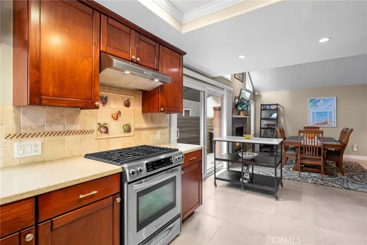 17701 Rainglen Lane, Huntington Beach, California 92649