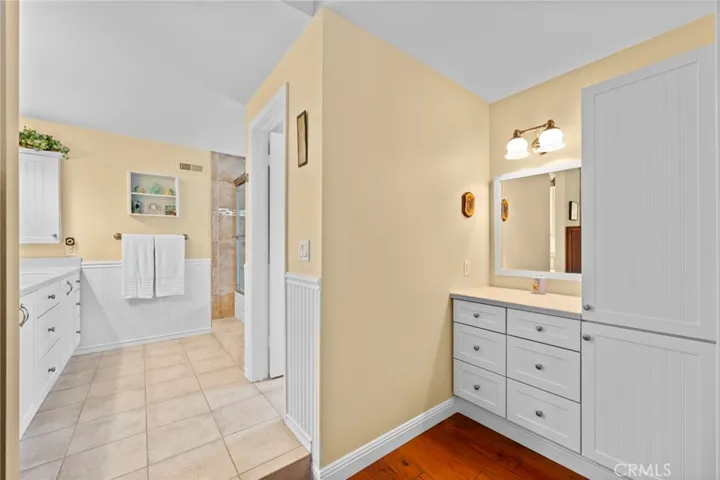 17701 Rainglen Lane, Huntington Beach, California 92649