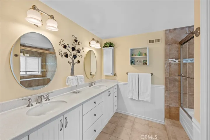 17701 Rainglen Lane, Huntington Beach, California 92649