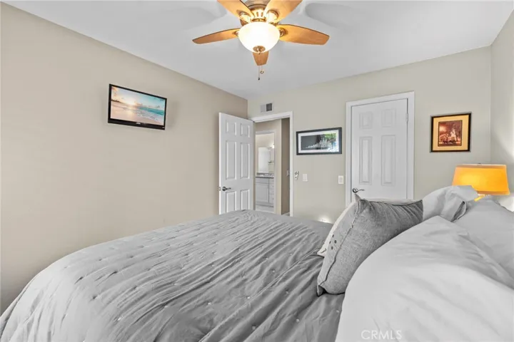 17701 Rainglen Lane, Huntington Beach, California 92649