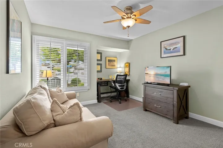 17701 Rainglen Lane, Huntington Beach, California 92649