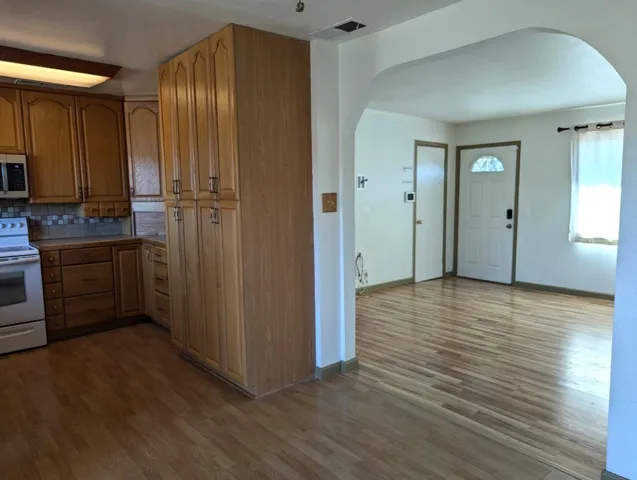621 Glenwood Lane, Willows, California 95988