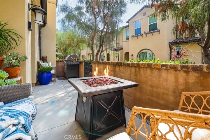82 Savannah, Lake Forest, California 92630