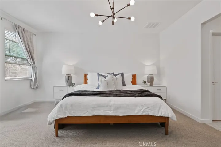 82 Savannah, Lake Forest, California 92630
