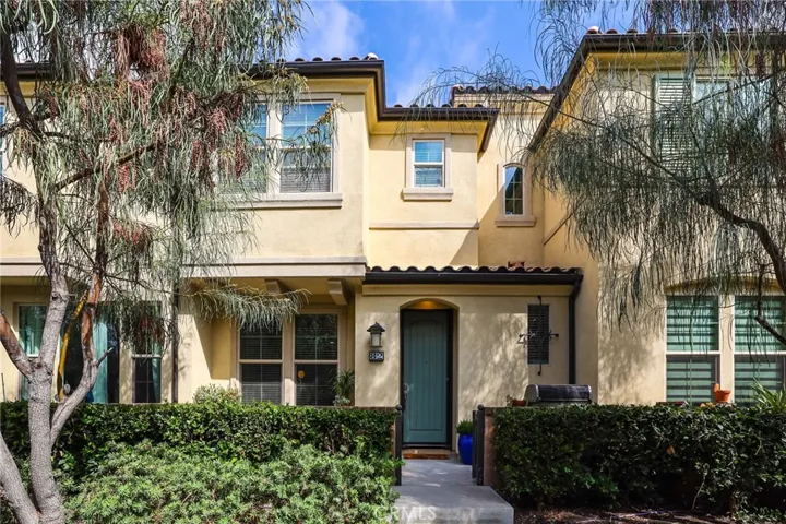 82 Savannah, Lake Forest, California 92630