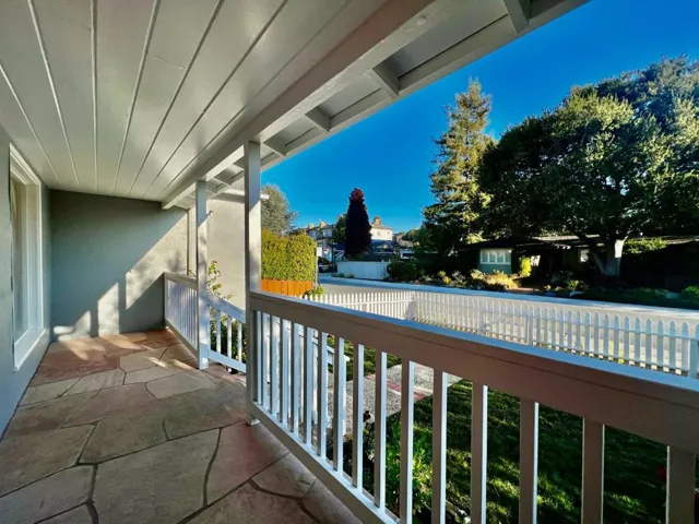 536 E Capistrano Way, San Mateo, California 94402