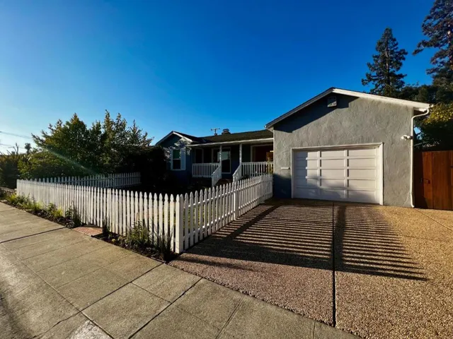 536 E Capistrano Way, San Mateo, California 94402