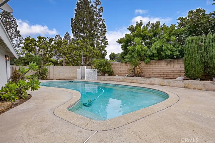5202 Wendover Road, Yorba Linda, California 92886