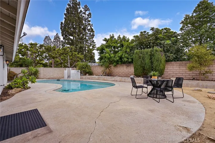 5202 Wendover Road, Yorba Linda, California 92886