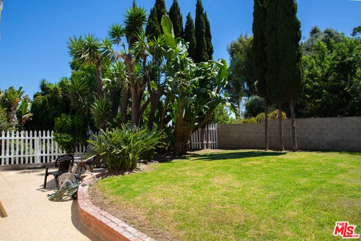 5242 Veronica Street, Los Angeles, California 90008