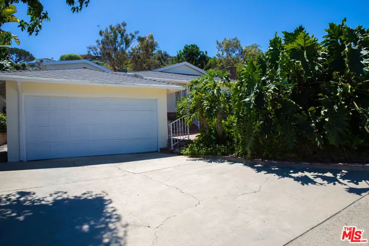 5242 Veronica Street, Los Angeles, California 90008
