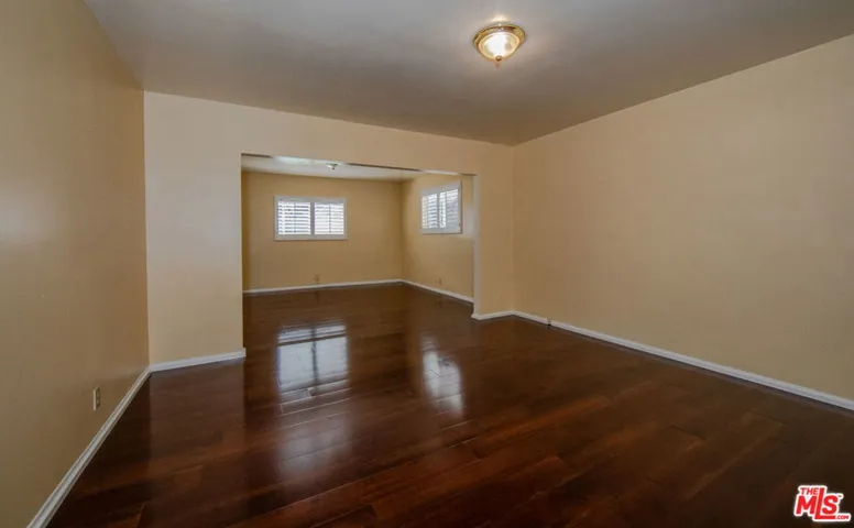 5242 Veronica Street, Los Angeles, California 90008