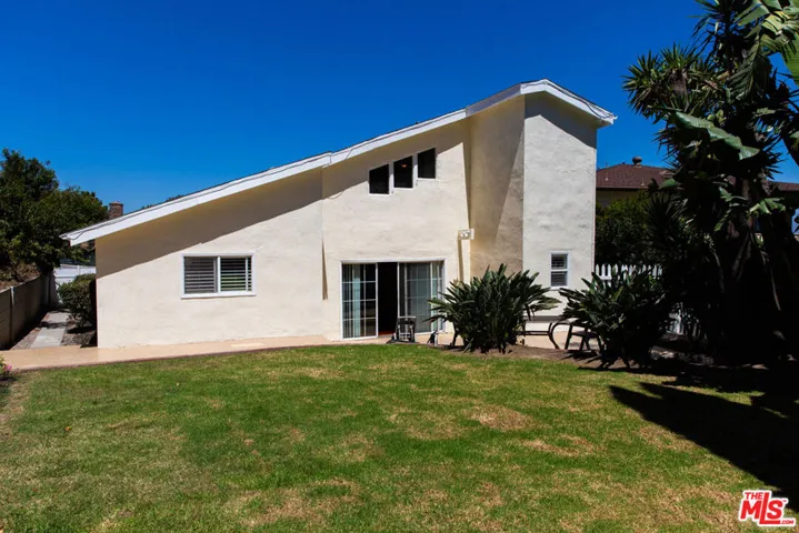 5242 Veronica Street, Los Angeles, California 90008