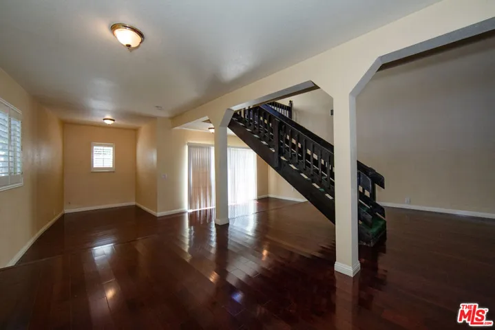 5242 Veronica Street, Los Angeles, California 90008