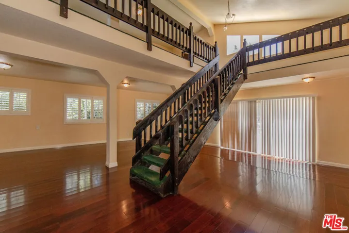 5242 Veronica Street, Los Angeles, California 90008