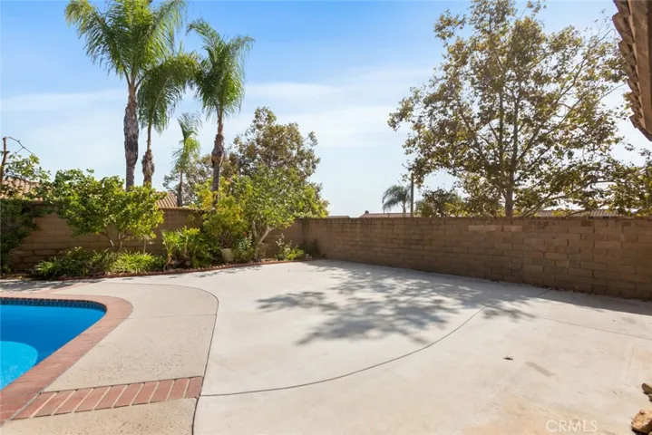 Bring your lounge chairs, patio furniture or your little one's toys. There is so much space on this 10,400 square foot lot.