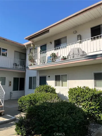 25 Bennett Avenue, Long Beach, California 90803