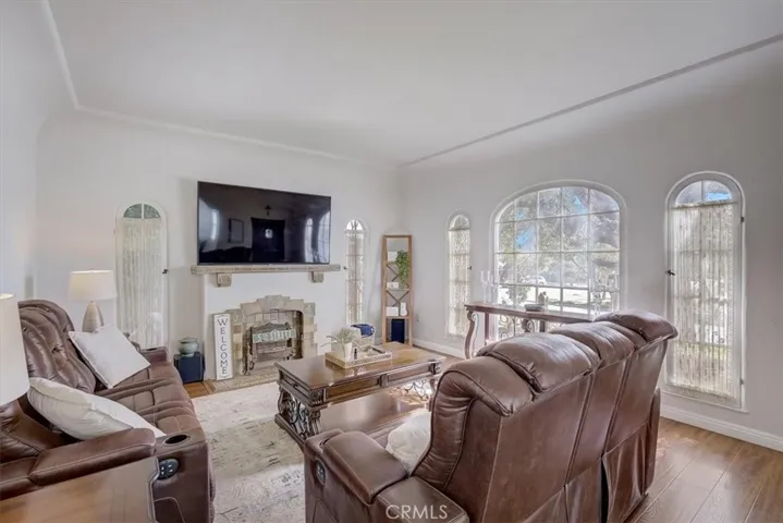 145 E 5th Street, San Dimas, California 91773