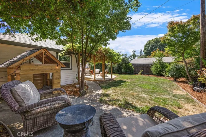 1737 Laburnum Avenue, Chico, California 95926