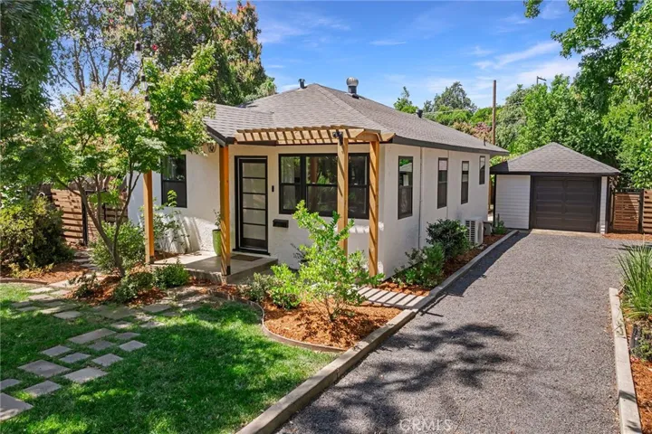 1737 Laburnum Avenue, Chico, California 95926