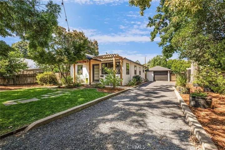 1737 Laburnum Avenue, Chico, California 95926