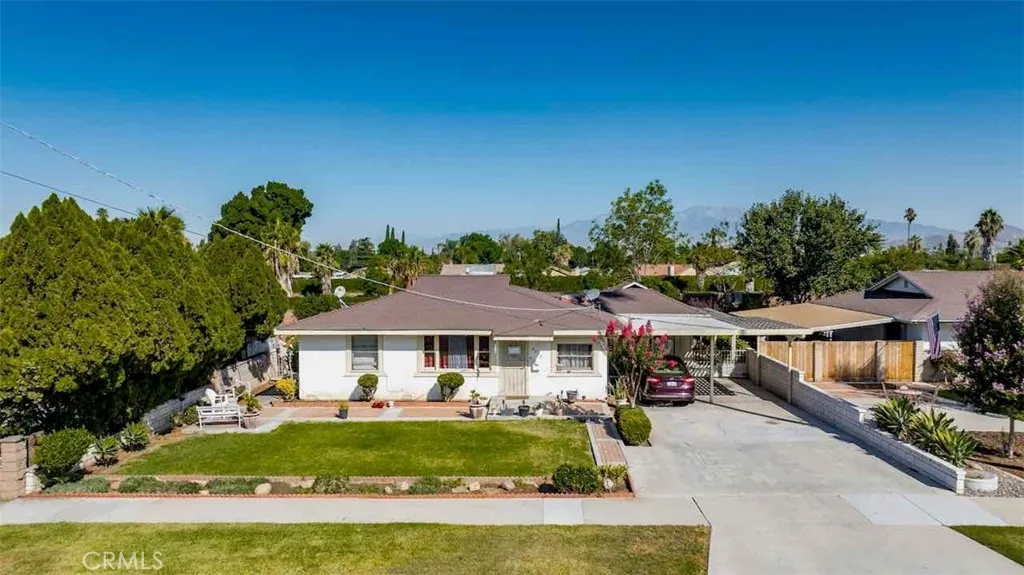 9279 Indiana Avenue, Riverside, California 92503 home-pic-0